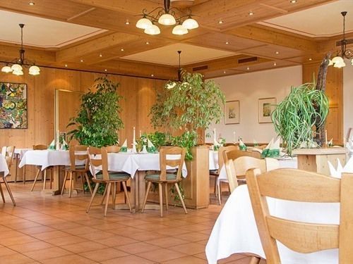 אולינגן בירקנדורף Gasthaus Kreuz מראה חיצוני תמונה